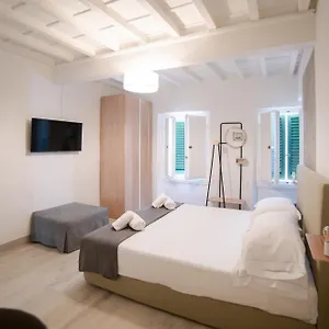 Guest house Coco Places Santa Maria Novella, Centro Storico, Florence